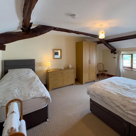 Vakantiehuis Farm Cottage, On A Working Farm In A Tranquil Setting