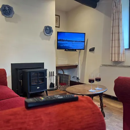 Farm Cottage, On A Working Farm In A Tranquil Setting Vakantiehuis