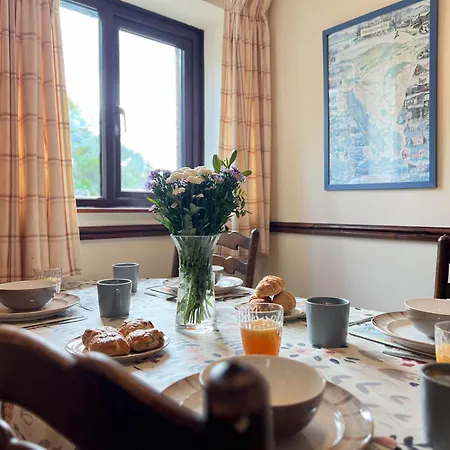 Farm Cottage, On A Working Farm In A Tranquil Setting *