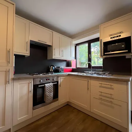 Farm Cottage, On A Working Farm In A Tranquil Setting Bassenthwaite